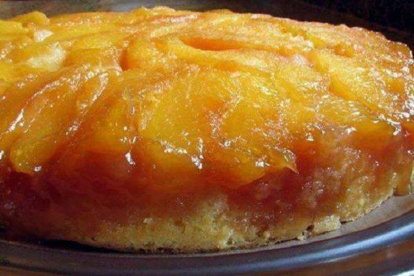 DELICIOUS OLD FASHION UPSIDE DOWN CAKE