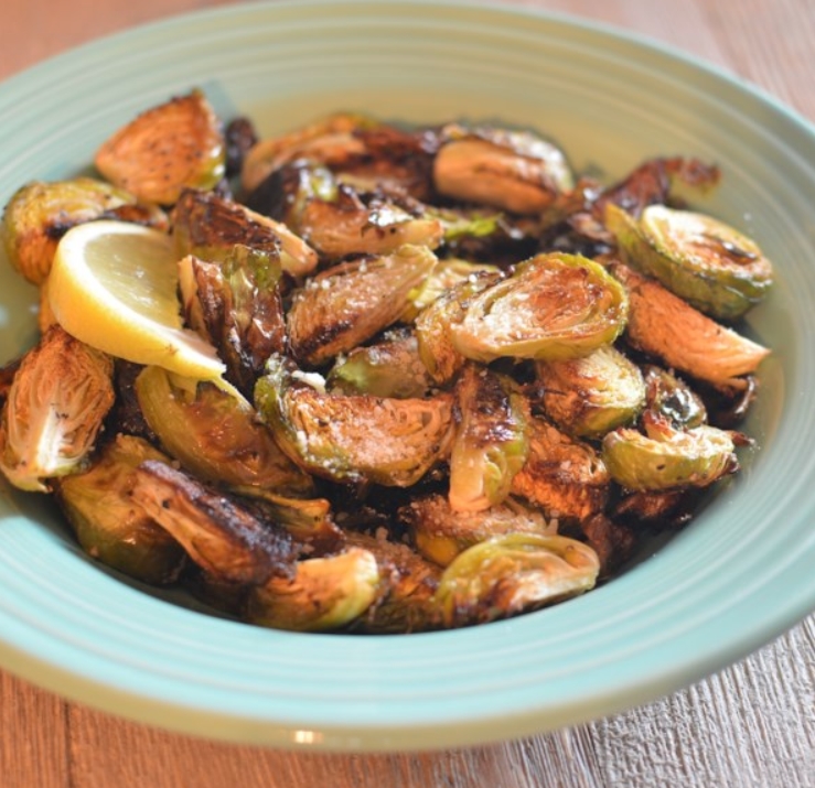 BEST ROASTED BRUSSELS SPROUTS WITH PARMESAN AND LEMON