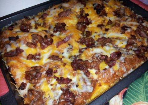 CHRISTMAS MORNING BACON, EGG & CHEESE BISCUIT BAKE
