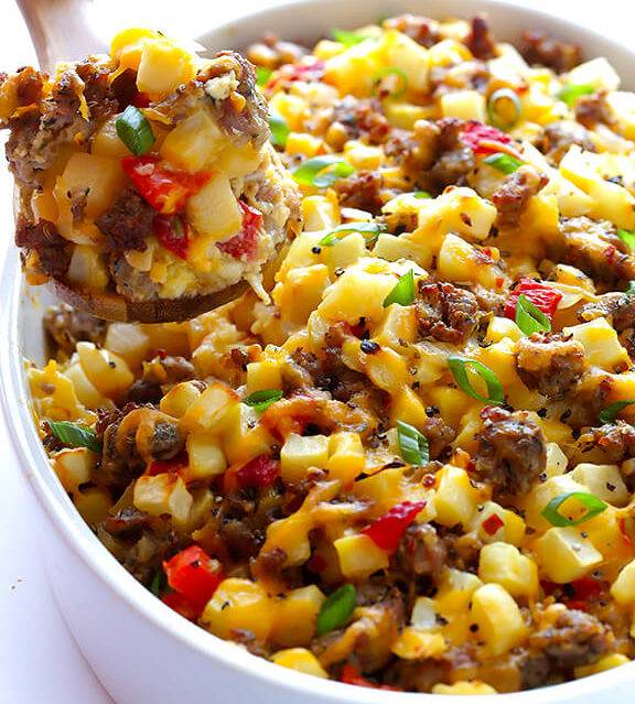 BEST BREAKFAST CASSEROLE WITH SAUSAGE, HASHBROWNS AND EGGS