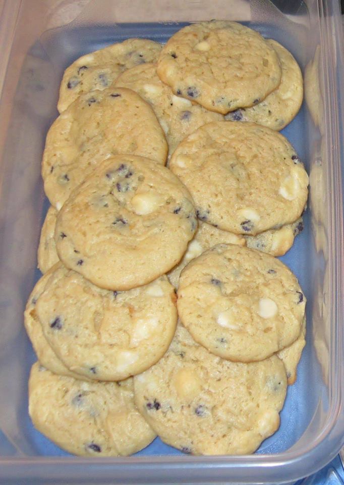 BEST BLUEBERRY CHEESECAKE COOKIES
