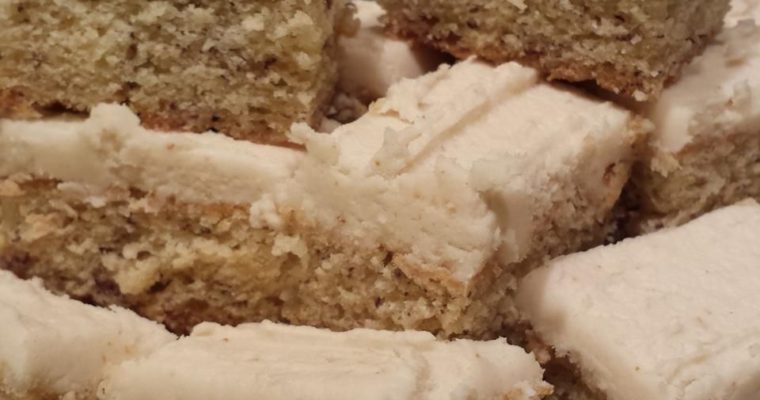 BANANA BREAD BARS WITH BROWN BUTTER FROSTING